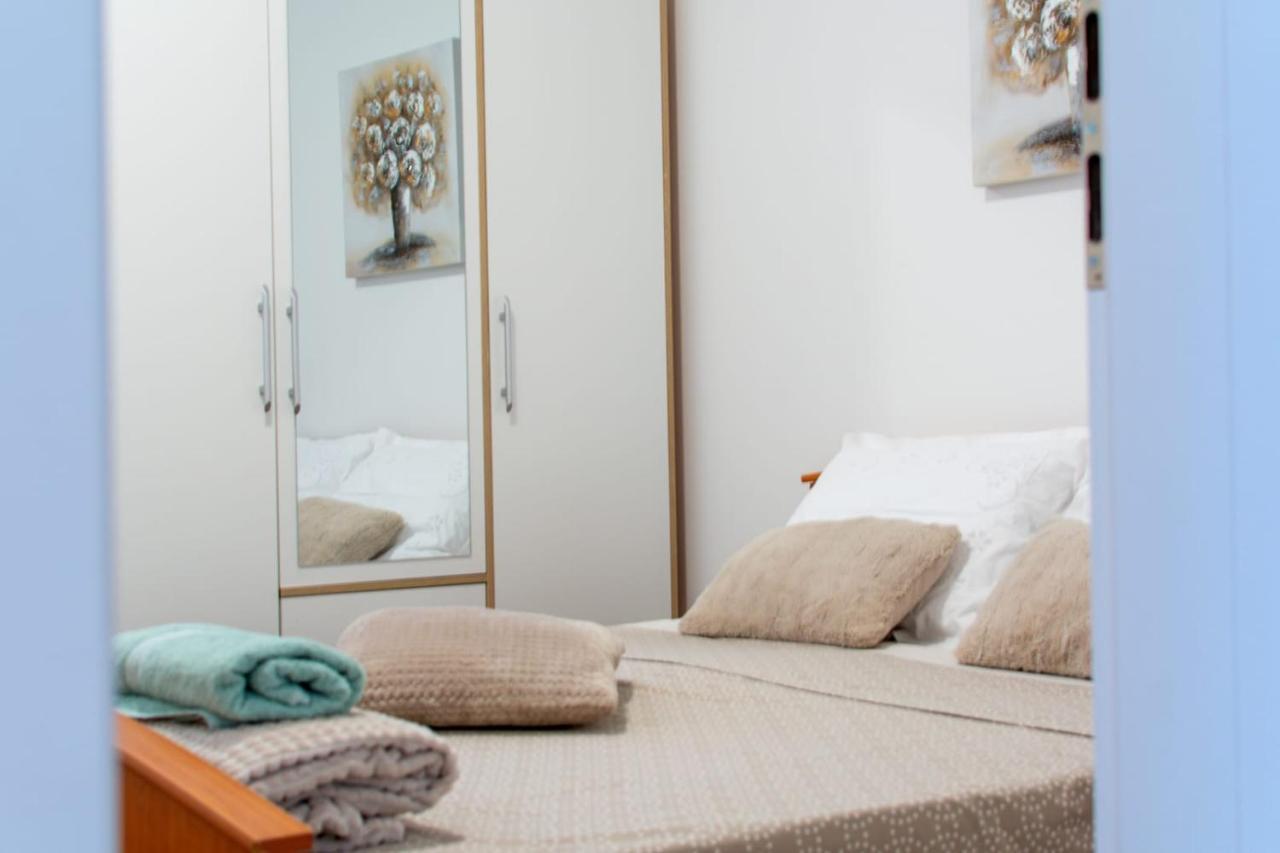 Apartman Karmen Каштела Екстер'єр фото